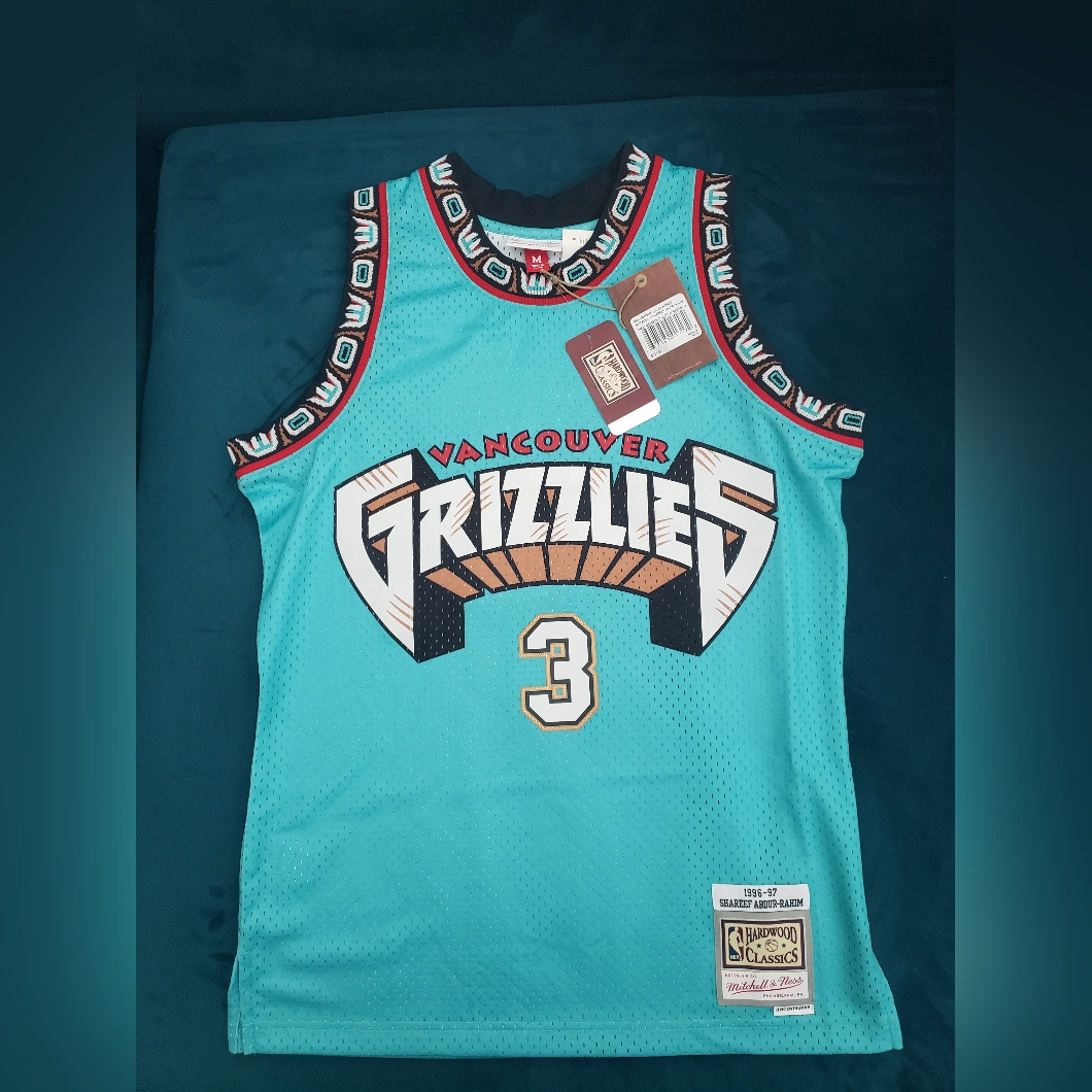 Mitchell & Ness